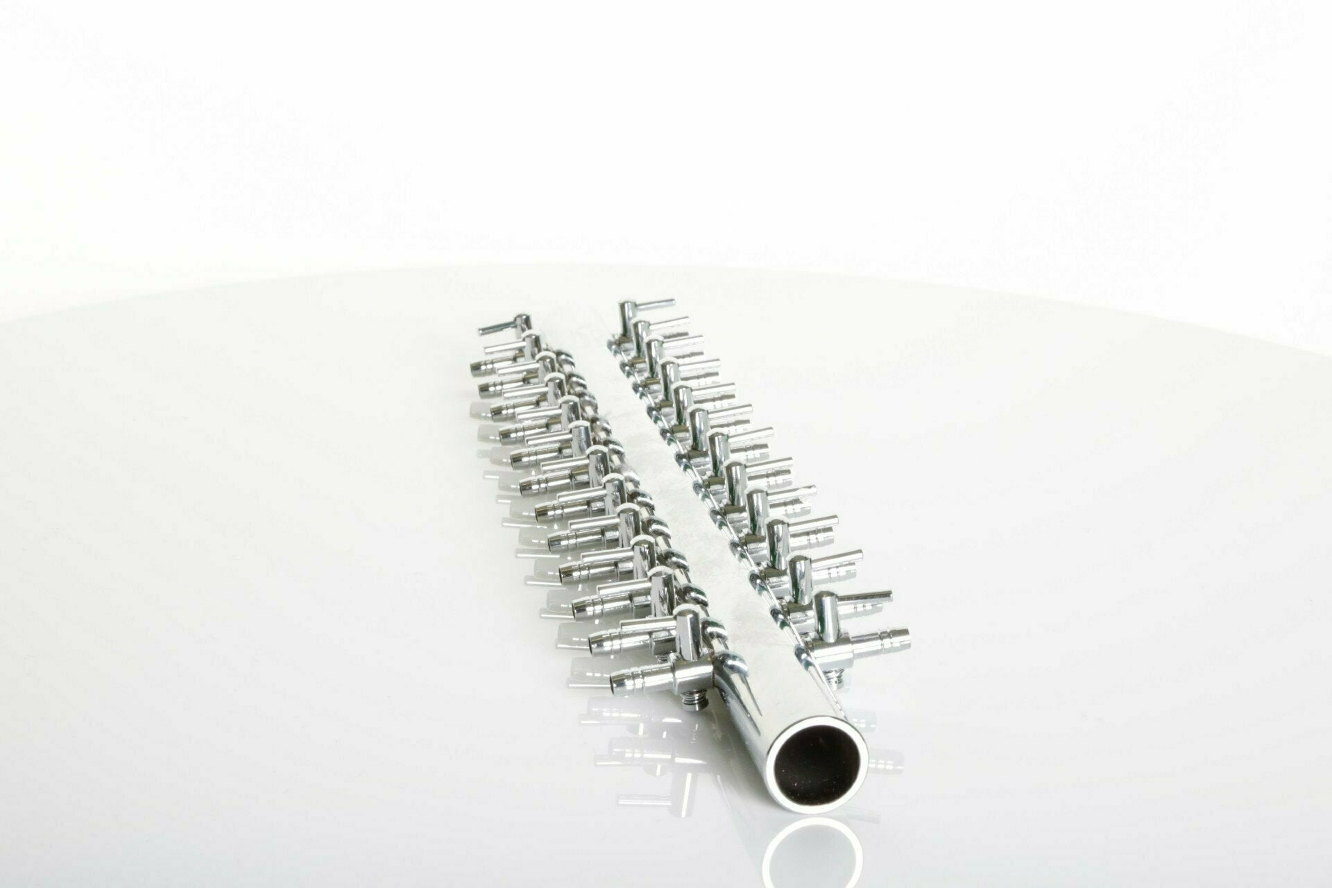 MANIFOLD 24 USCITE IN ACCIAIO CONNESSIONE INGRESSO 18MM CONNESSIONE USCITE 4MM