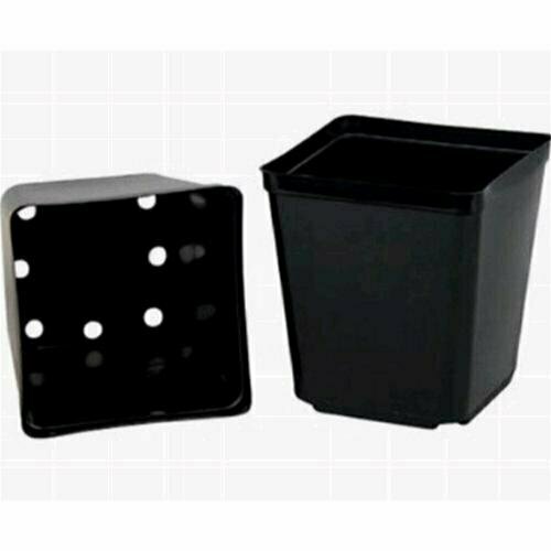 VASO QUADRATO IN PLASTICA 7X7X8 - 0.35L